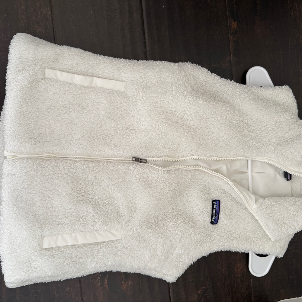Patagonia Los Gatos Vest Womens M White Full Zip Sherpa  Lightweight SIZE S